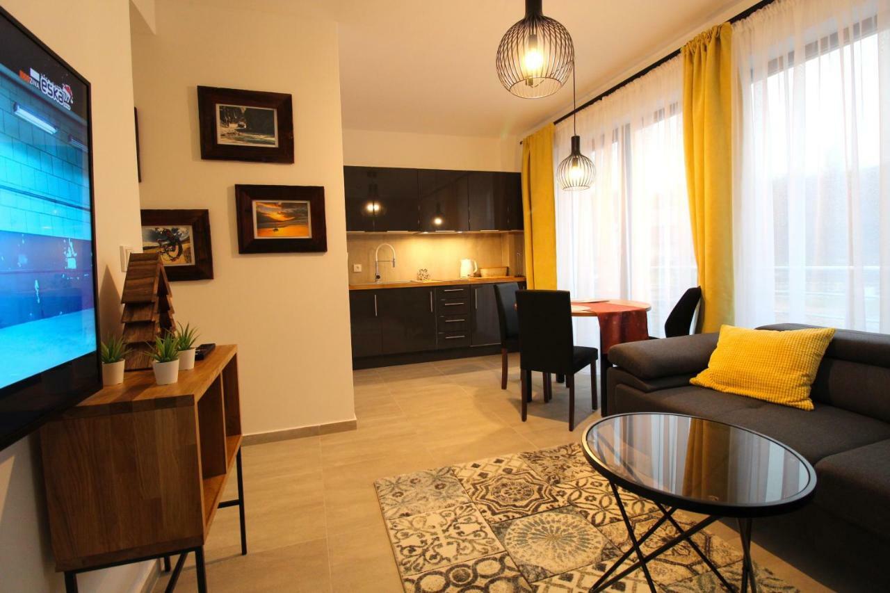 Apartamenty 11-Go 26 I 22 Listopada By Royal Aparts Swieradow-Zdroj Ngoại thất bức ảnh